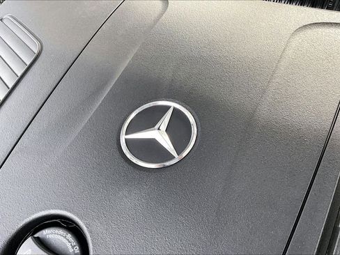 New 2026 Mercedes-Benz GLC 300 image 19