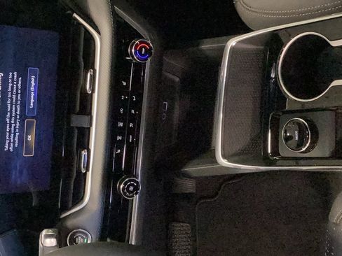 New 2026 Chevrolet Equinox LT AWD/4WD image 14