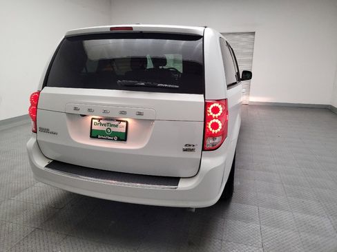 Used 2018 Dodge Grand Caravan GT image 7