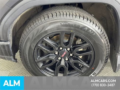 Used 2023 GMC Sierra 1500 Elevation image 13