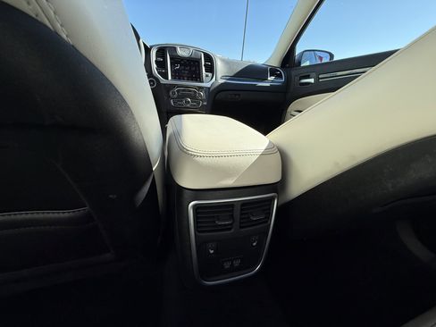 Used 2023 Chrysler 300 Touring L w/ Popular Equipment Group image 34