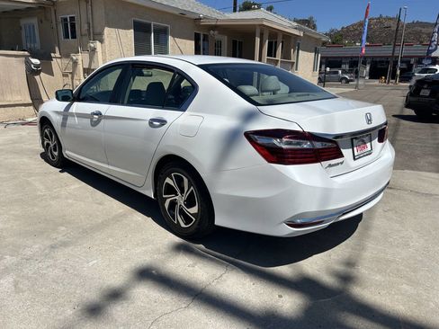 Used 2016 Honda Accord LX image 21