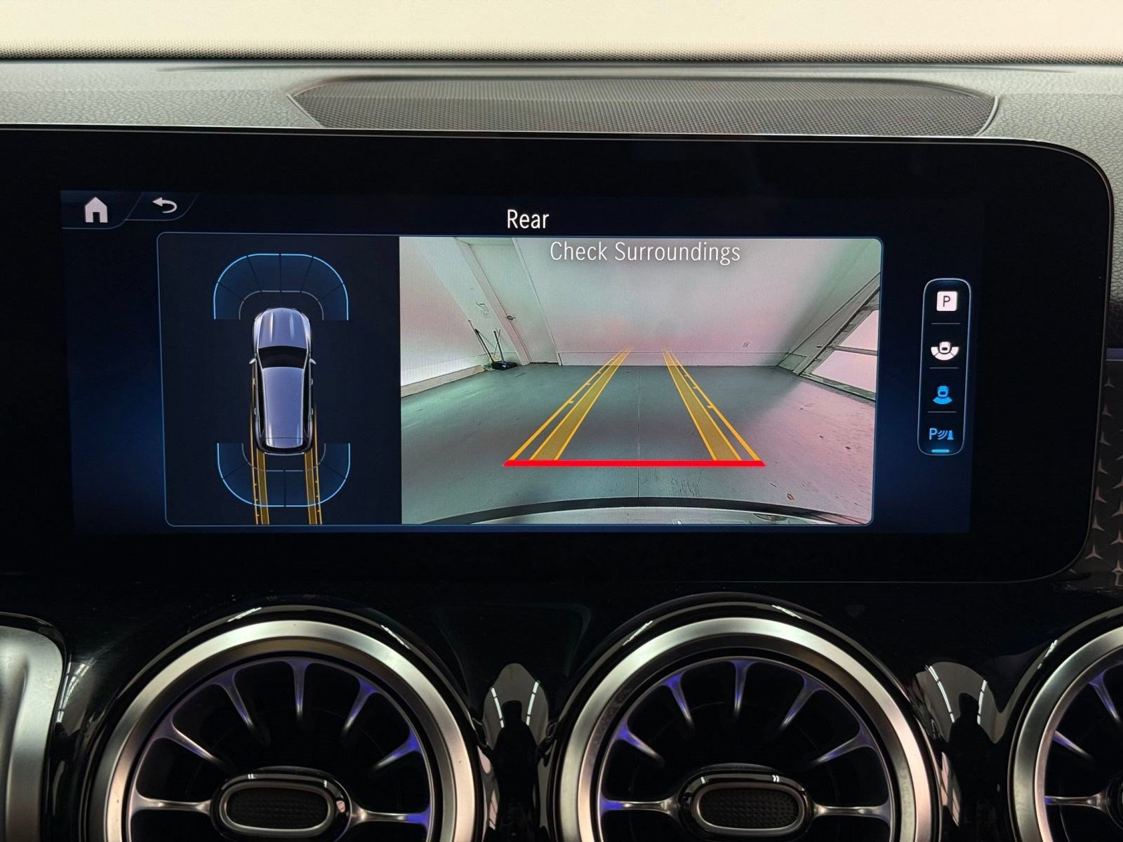 Certified 2024 Mercedes-Benz GLB 250 image 17