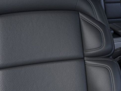 New 2026 Lincoln Navigator L Reserve AWD/4WD image 16