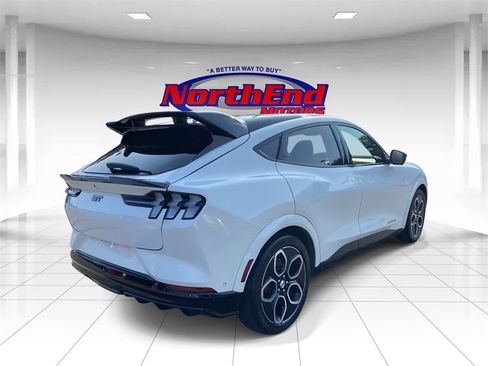Used 2022 Ford Mustang Mach-E GT image 7