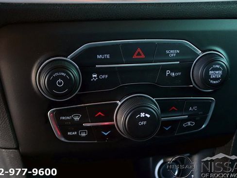 Used 2022 Dodge Charger SXT image 19