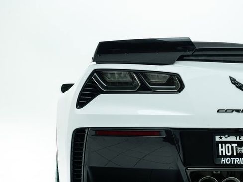 Used 2016 Chevrolet Corvette Z06 image 16