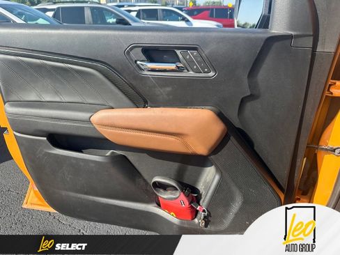 Used 2026 GMC Canyon AT4 w/ Technology Plus Package AWD/4WD image 11