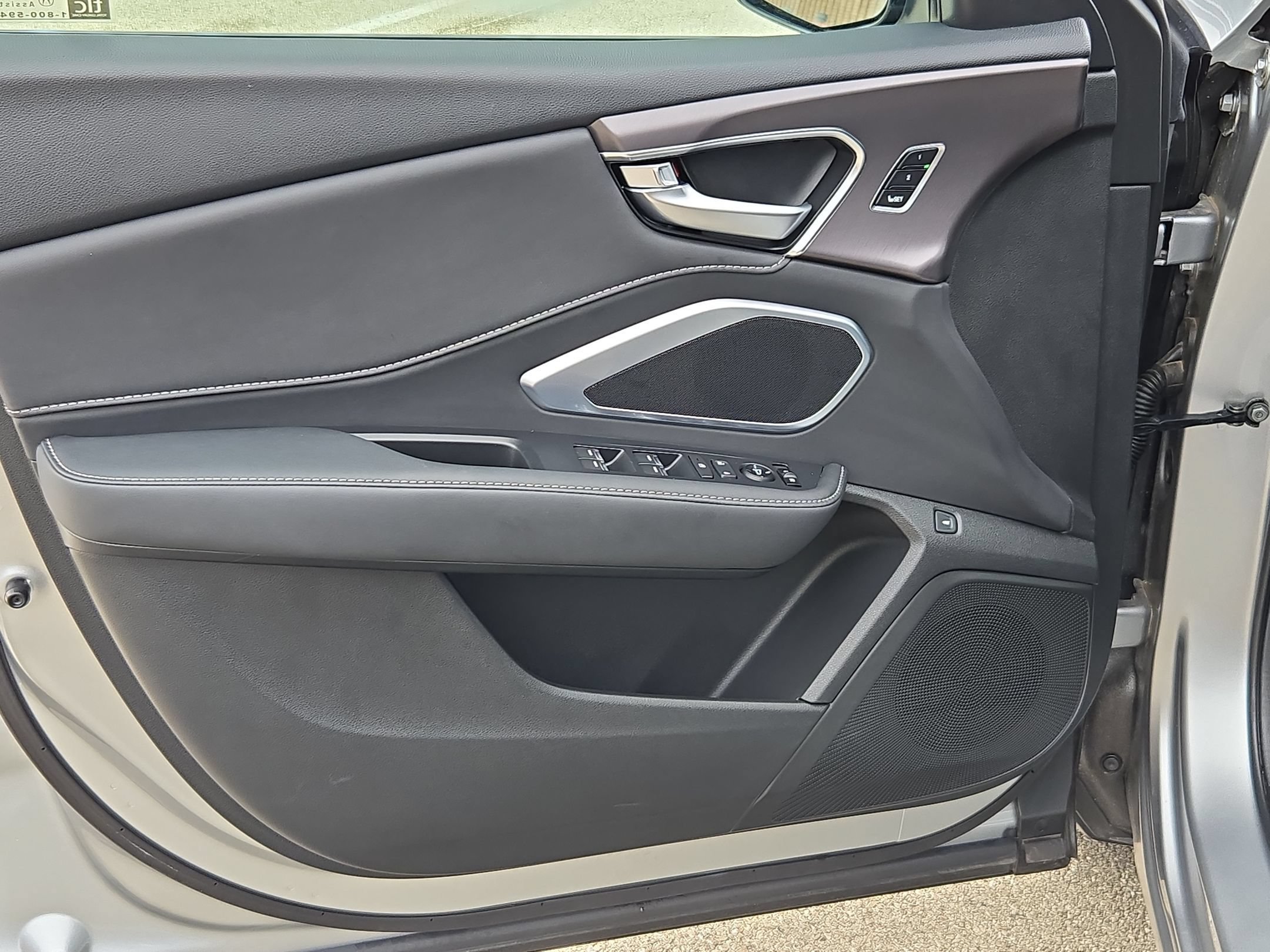 Certified 2026 Acura RDX SH-AWD image 10