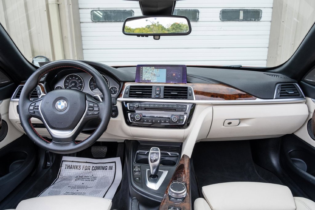 Used 2019 BMW 430i xDrive Convertible w/ Convenience Package AWD/4WD image 17
