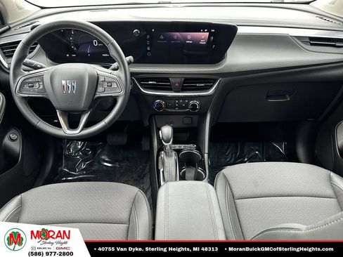 Certified 2024 Buick Encore GX Preferred FWD image 12