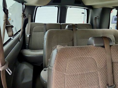 Used 2019 Chevrolet Express 3500 LT w/ LT Preferred Equipment Group RWD image 20