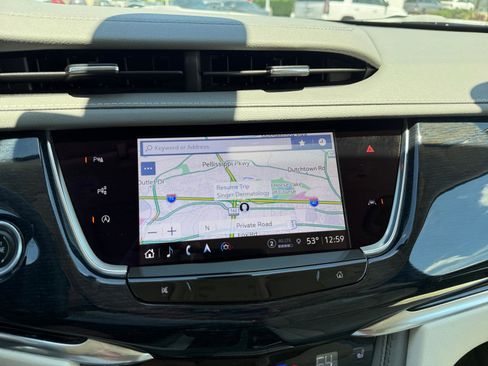 Certified 2024 Cadillac XT6 Premium Luxury w/ Technology Package AWD/4WD image 29