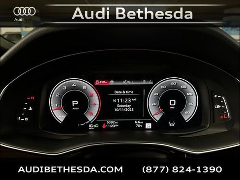 Certified 2025 Audi Q8 Premium Plus image 17