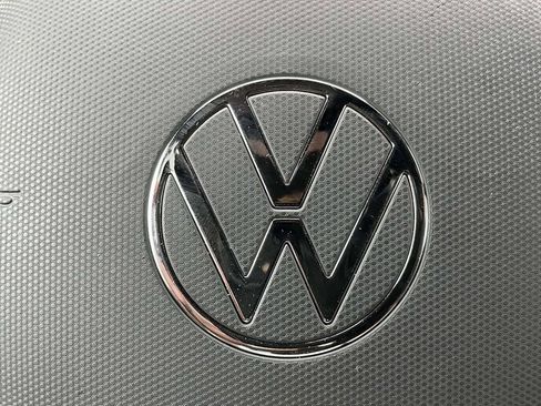 Used 2020 Volkswagen Atlas Cross Sport S FWD image 28