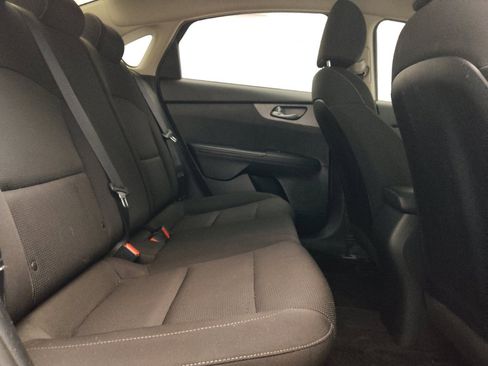 Used 2019 Kia Forte LXS FWD image 19