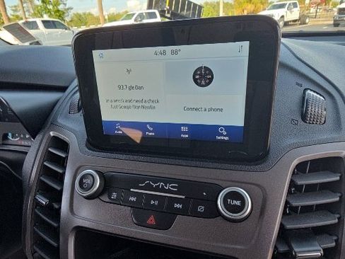 Used 2023 Ford Transit Connect XLT FWD image 4