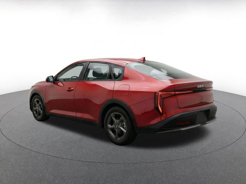 Used 2025 Kia K4 FWD image 7