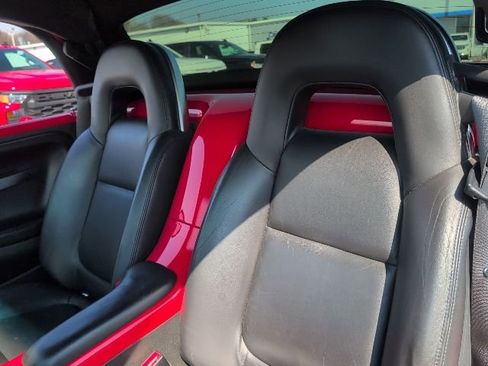 Used 2004 Chevrolet SSR w/ Preferred Equipment Group image 19