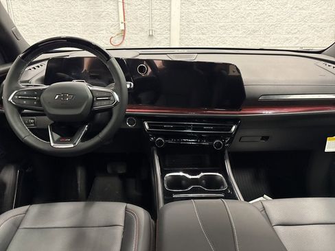 New 2026 Chevrolet Traverse Z71 w/ Enhanced Driving Package image 12