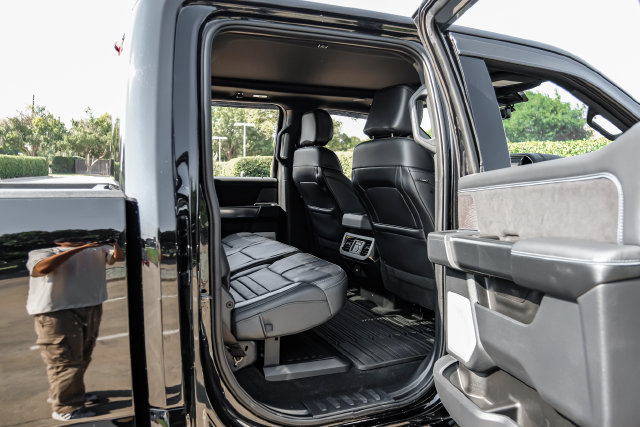Used 2025 Ford F350 Platinum AWD/4WD image 65