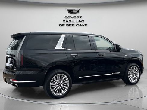 Used 2025 Cadillac Escalade Premium Luxury image 10