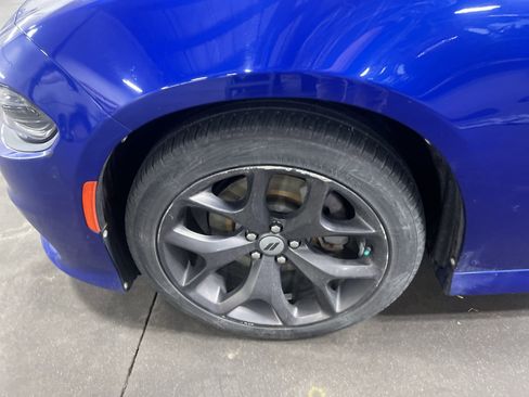 Used 2019 Dodge Charger GT image 32