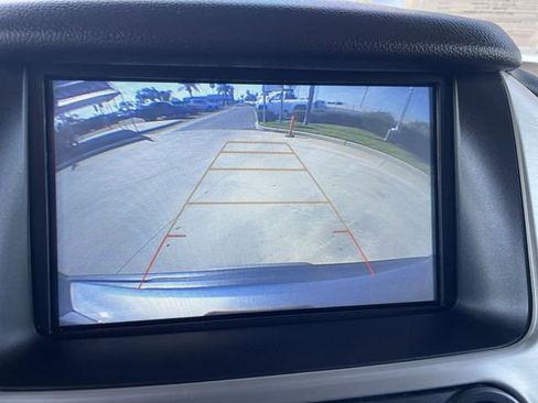 Used 2019 GMC Yukon SLT w/ Premium Edition image 15