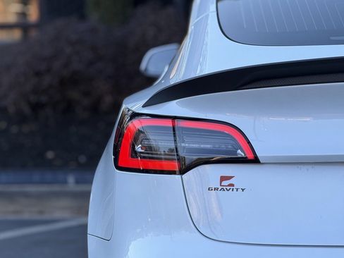 Used 2020 Tesla Model 3 Performance image 15