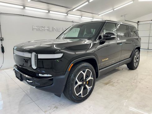 Used 2023 Rivian R1S Adventure AWD/4WD image 1