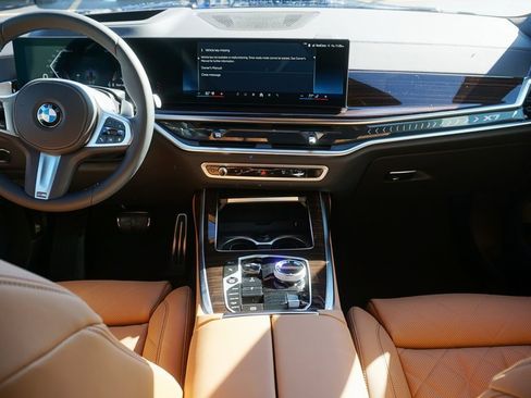 New 2026 BMW X7 xDrive40i w/ Executive Package image 16