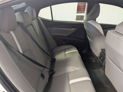 New 2026 Toyota Camry SE FWD image 19