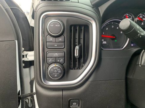 Used 2021 Chevrolet Silverado 2500 LT w/ Fleet Comfort Package image 31