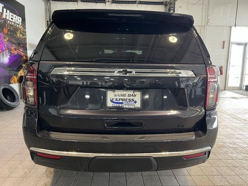 Used 2022 Chevrolet Tahoe LT w/ Luxury Package image 7