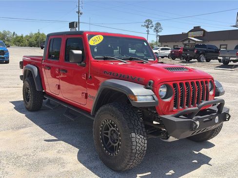 Used 2021 Jeep Gladiator Mojave w/ Trailer Tow Package AWD/4WD image 8
