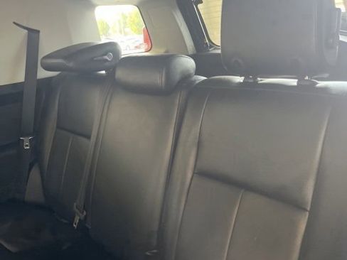 Used 2011 Toyota FJ Cruiser Base image 8