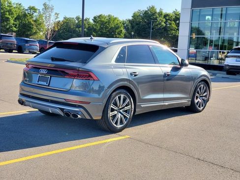 Used 2023 Audi SQ8 Prestige w/ Prestige Package AWD/4WD image 4