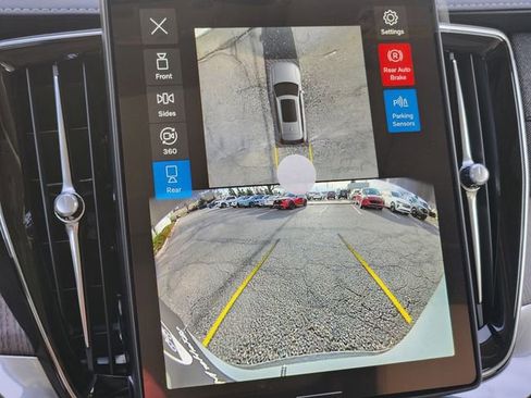 New 2026 Volvo XC90 B6 Ultra image 22