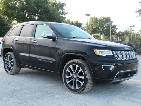 Used 2017 Jeep Grand Cherokee Overland AWD/4WD image 1