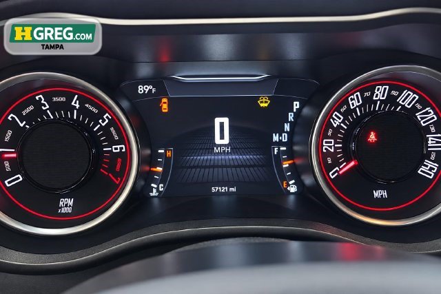 Used 2023 Dodge Challenger SXT RWD image 13