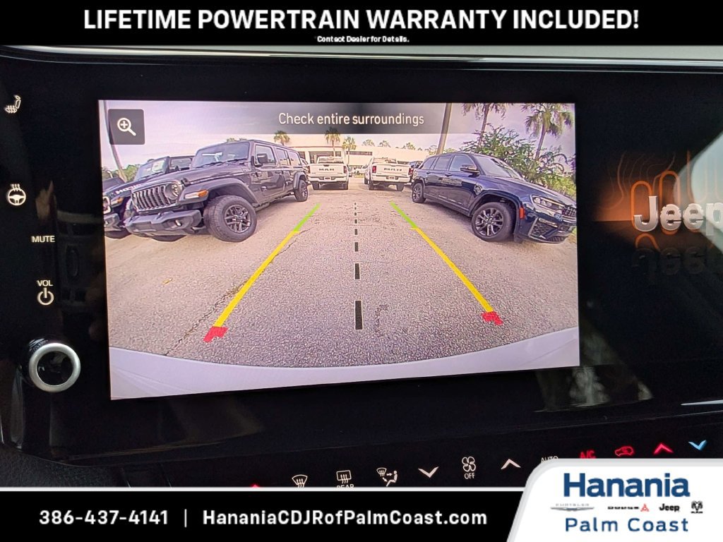 New 2027 Jeep Grand Cherokee Altitude AWD/4WD image 22