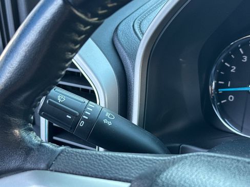 Used 2022 Ford F250 Lariat w/ Lariat Value Package image 34