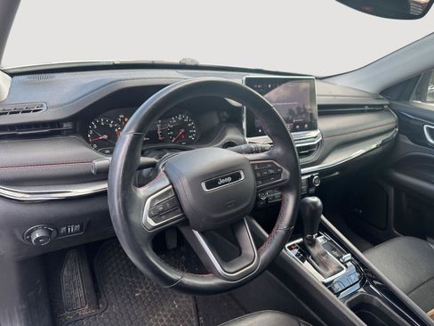 Used 2022 Jeep Compass Trailhawk w/ Sun and Sound Group AWD/4WD image 10