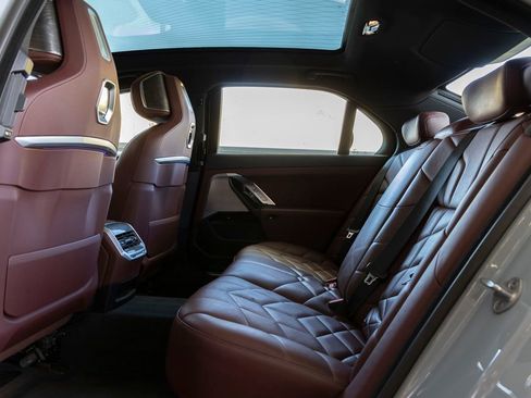 Used 2023 BMW 740i w/ Parking Assistance Package RWD image 22
