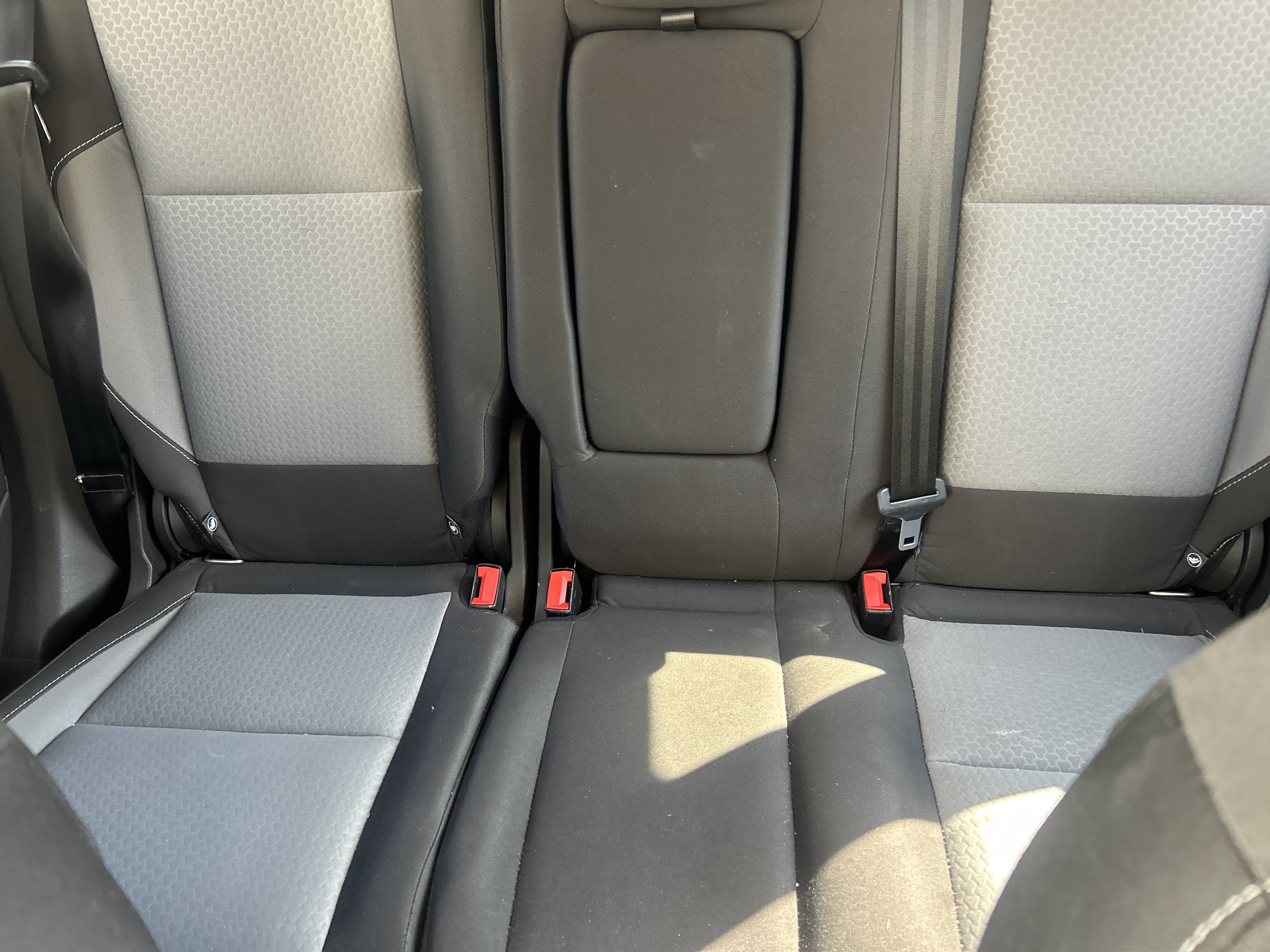Used 2018 Ford Escape SE FWD image 29