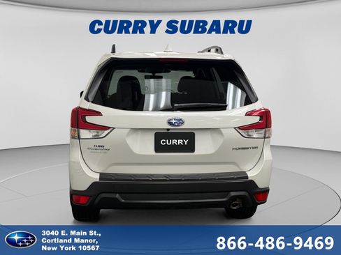 Certified 2023 Subaru Forester Premium AWD/4WD image 4