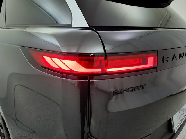New 2026 Land Rover Range Rover Sport SE AWD/4WD image 31