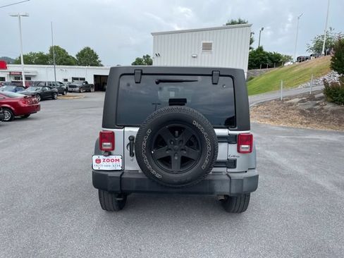 Used 2016 Jeep Wrangler Unlimited Sport w/ Quick Order Package 24S AWD/4WD image 7