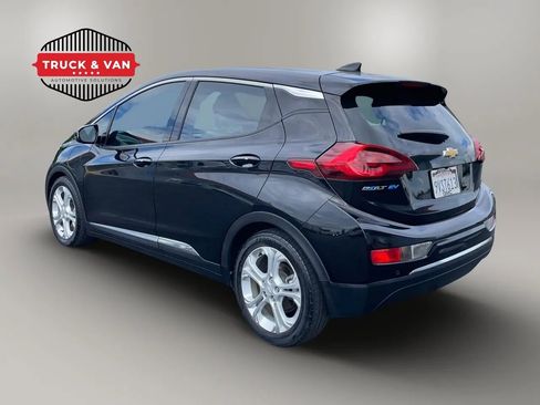 Used 2017 Chevrolet Bolt LT FWD image 4