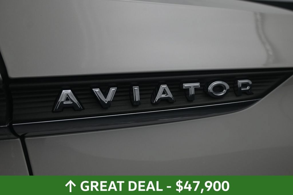 Used 2024 Lincoln Aviator Reserve w/ Equipment Group 201A AWD/4WD image 15